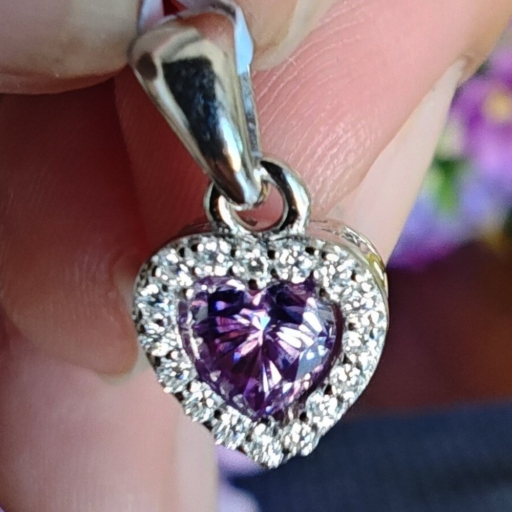 Pendant Heart‎ Purple Moissanite Silver Halo GRA Certified